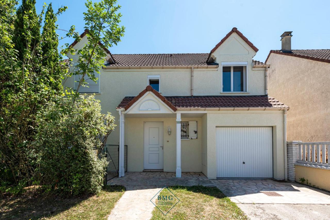 Family House In Disneyland Bmyguest Serris Exterior photo